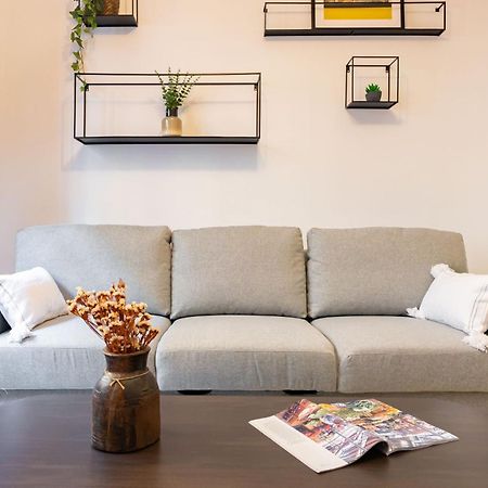 Charming 2 Bedroom Apartment At San Marcos Plaza By Ocityzen セビリア エクステリア 写真
