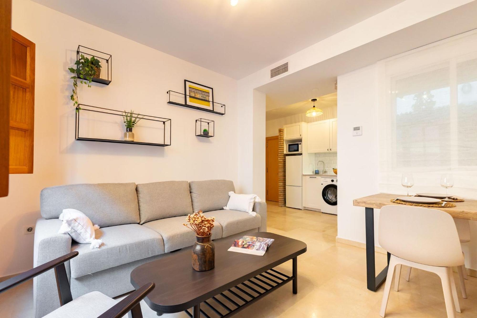 Charming 2 Bedroom Apartment At San Marcos Plaza By Ocityzen セビリア エクステリア 写真
