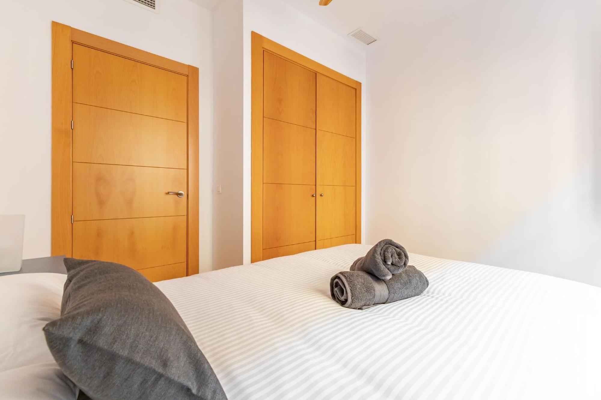 Charming 2 Bedroom Apartment At San Marcos Plaza By Ocityzen セビリア エクステリア 写真