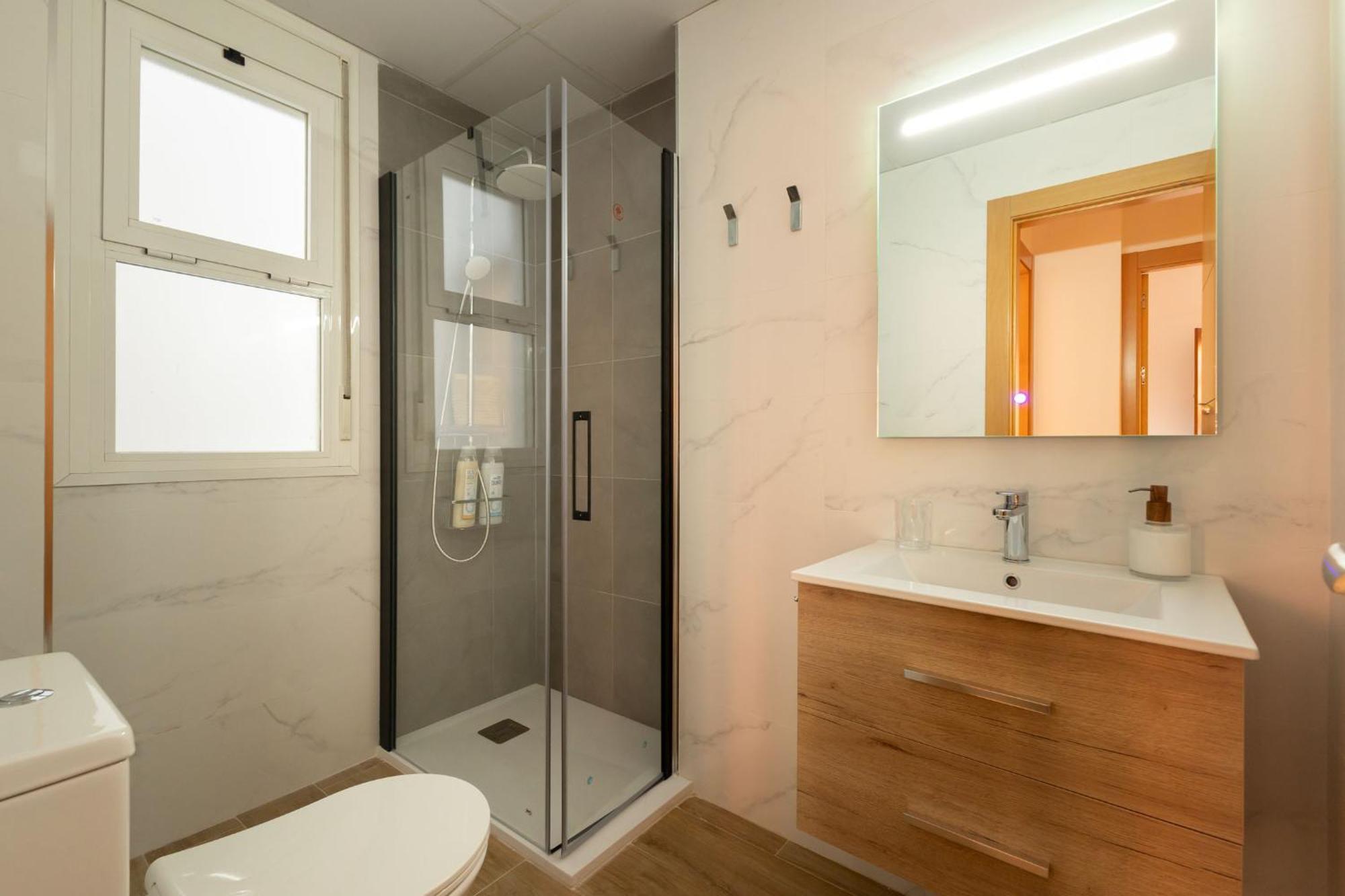 Charming 2 Bedroom Apartment At San Marcos Plaza By Ocityzen セビリア エクステリア 写真