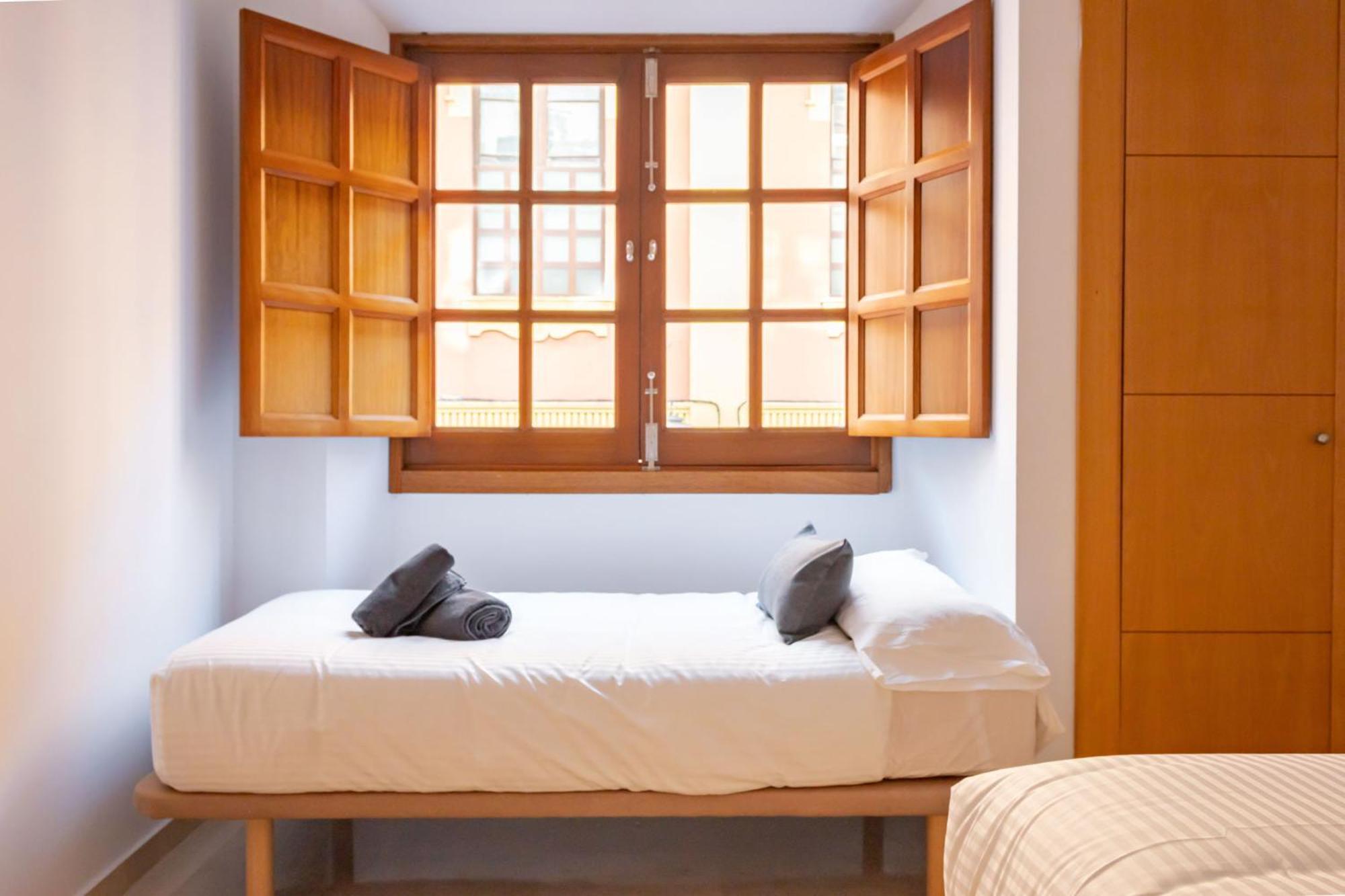 Charming 2 Bedroom Apartment At San Marcos Plaza By Ocityzen セビリア エクステリア 写真