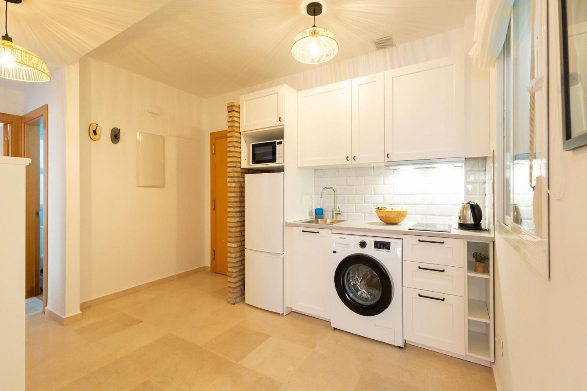 Charming 2 Bedroom Apartment At San Marcos Plaza By Ocityzen セビリア エクステリア 写真